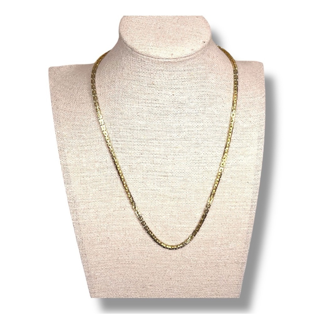 Vintage Long Gold Tone Link Style Chain 17” Classic Retro Elegant Gift
